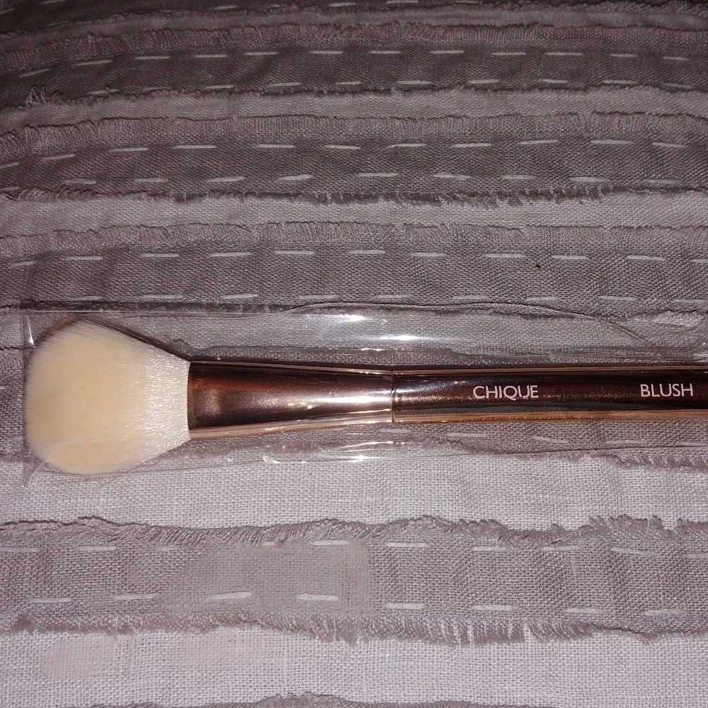 RoseGold Blush Brush